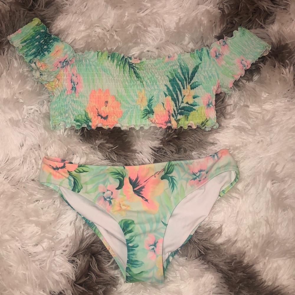Floral ots Victoria’s Secret PINK bikini